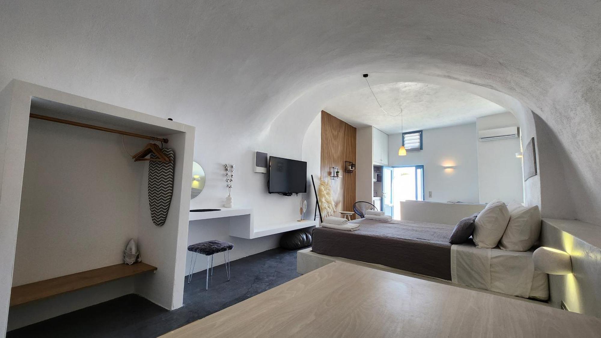 Euphoria Suites & Deluxe Studios 费拉 外观 照片
